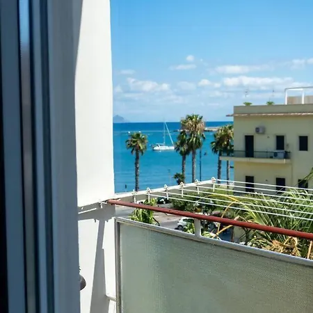 A Casa Di Cla - La Mare Vista Da Sogno Homestay szállás Gaeta
